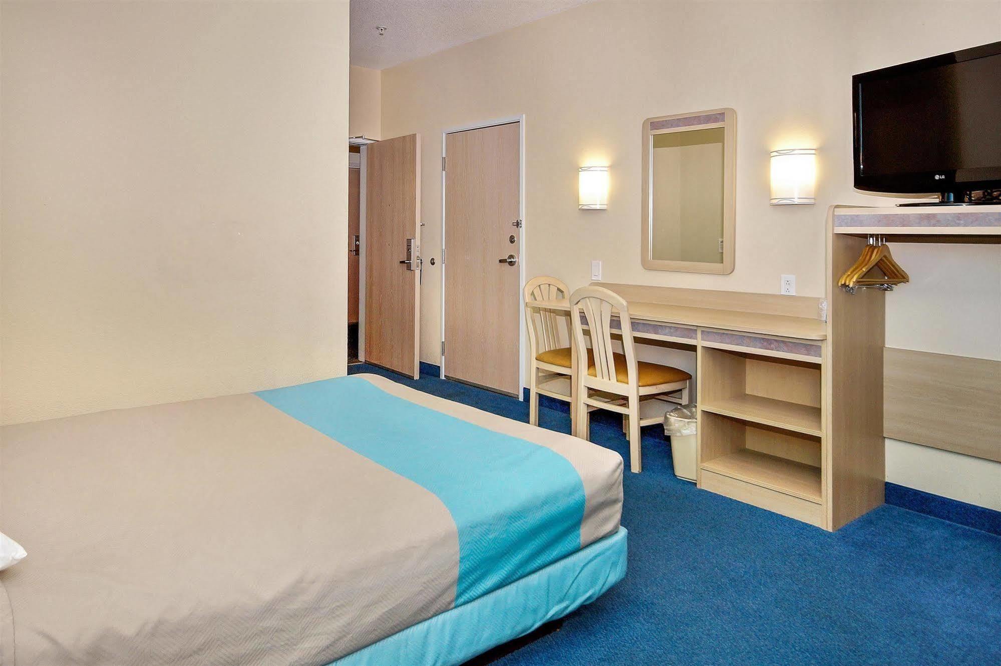 Motel 6-Peterborough, On Zewnętrze zdjęcie
